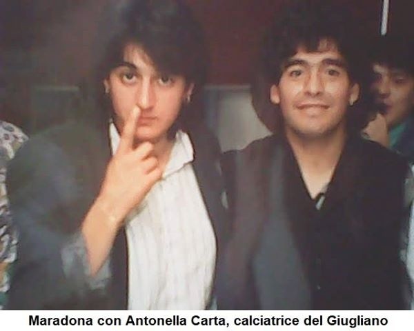 Maradona y Carta.