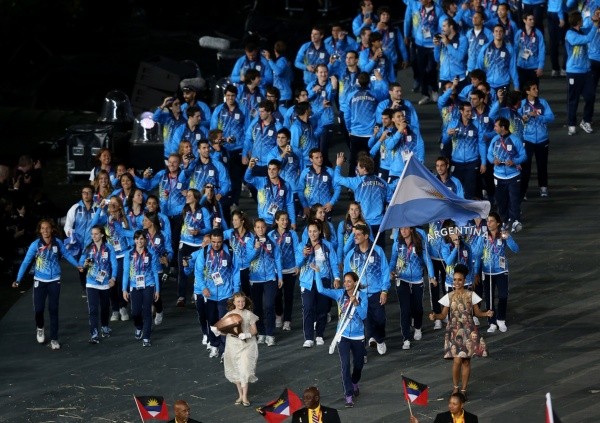 Lucha Aymar encabezando el desfile (Foto: Getty)