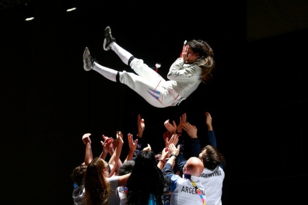 Candela Espinosa, oro en Esgrima.