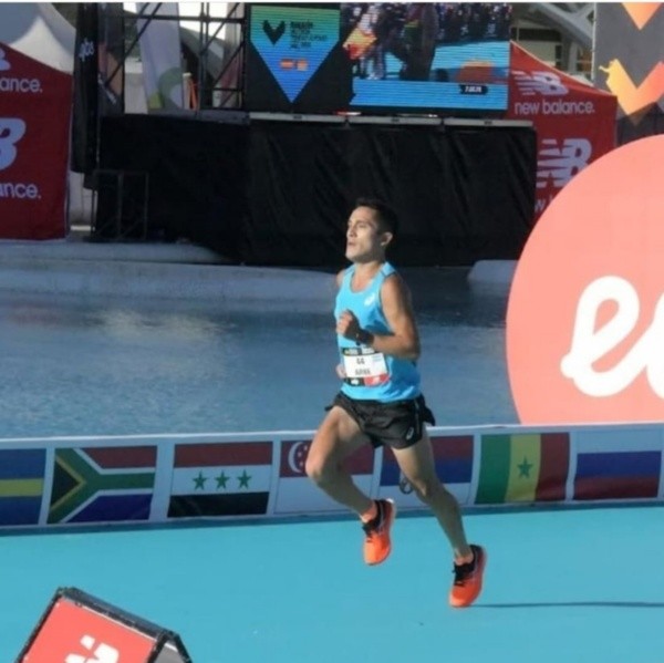 Arbe, a punto de cruzar la meta en Valencia 2021