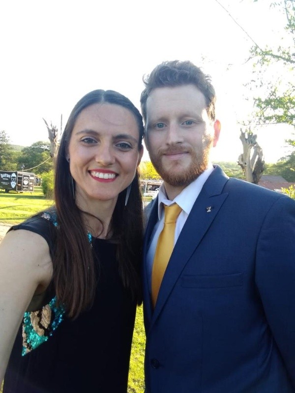 “Gracias también a mi novia Florencia que me banca en mis locuras”.