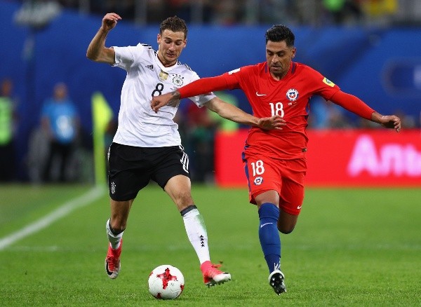 Gonzalo Jara y Leon Goretzka, Copa Confederaciones 2017 (Foto: GettyImages)