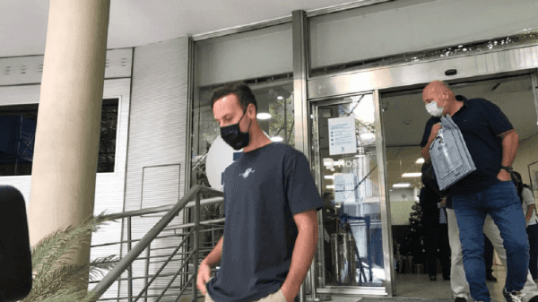 Twitter: @juanbalbi9