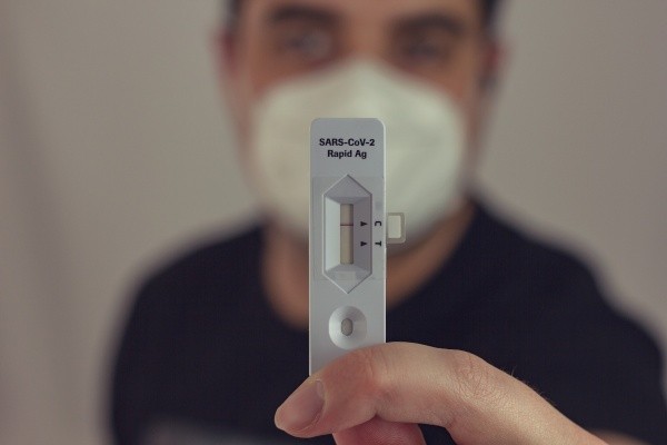 Autotest Covid-19. Fuente: (Pixabay)