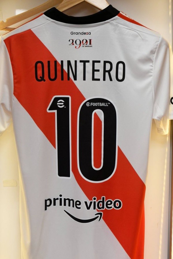 Dorsal 10 para Juanfer. Foto: Twitter River