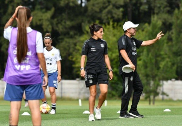 Florencia Quiñones, ahora DT alterna de la Sub 17 y Sub 15 de Argentina.