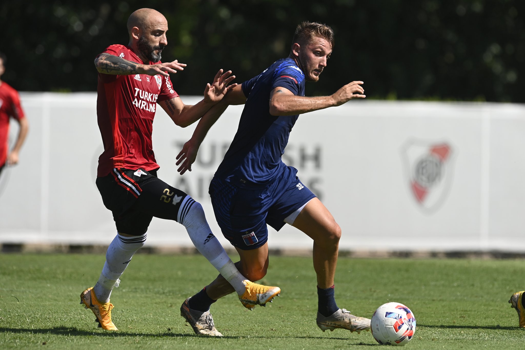 Twitter: @Riverplate