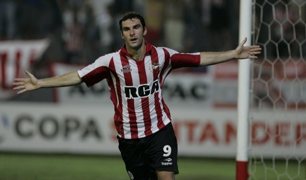 Mauro Boselli culminó en la cima de la tabla de anotadores de un certamen doméstico en su primer paso por Estudiantes (Fotos: Getty Images)