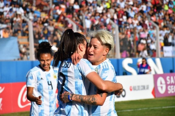 Yamila Rodríguez, autora del gol del triunfo ante Chile, citada.