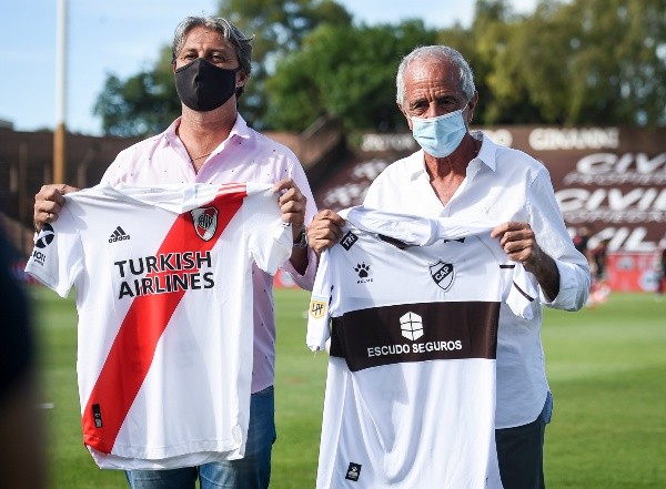 Los hinchas de River harán fuerta por Platense esta noche (Getty)