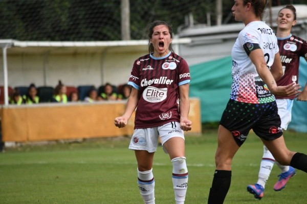 Romi Núñez no para de hacer goles. (Foto UAI Urquiza)
