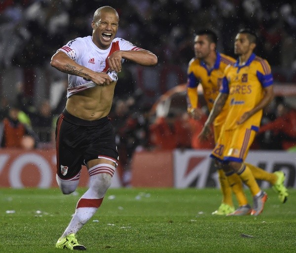 Carlos Sánchez anotó el segundo gol en la final de la Libertadores 2015 vs. Tigres (Getty)