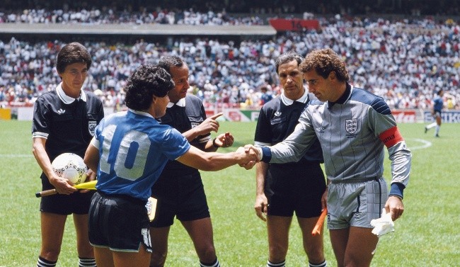 Diego y Shilton, antes de hacer historia. (Foto: Getty Images)