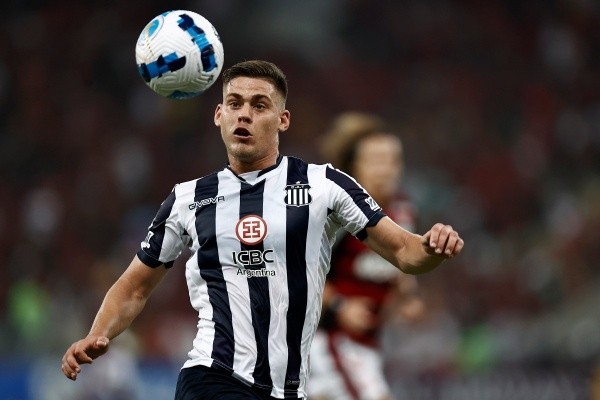 Girotti, el delantero que puede darle millones a River.