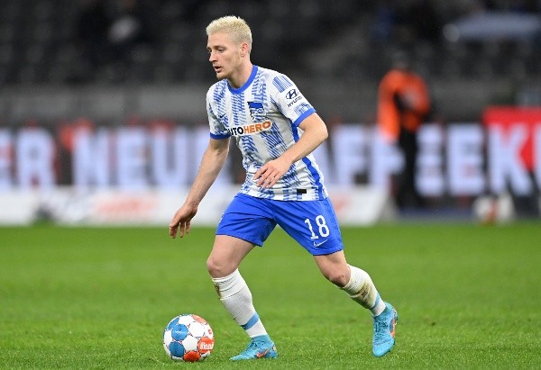 Santiago Ascacibar actualmente juega en el Herta Berlín.