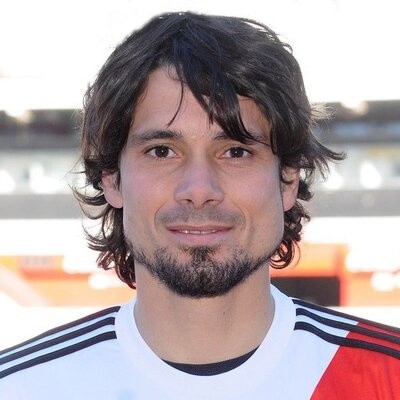 Twitter: @Tano_Vella