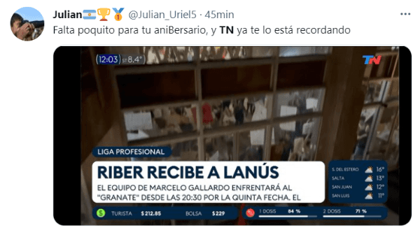 Los hinchas de Boca cargan a los de River por un zócalo de TN.