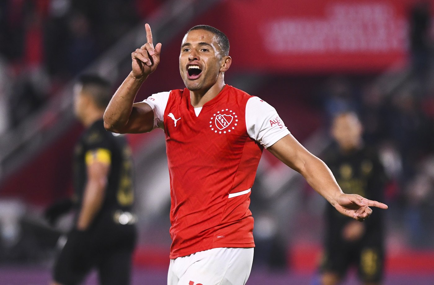 Twitter: @Mati_martínez