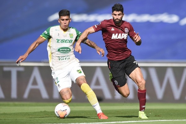 Adonis Frías y Nicolas Orsini: de rivales en la final de la Sudamericana… ¿a compañeros en Boca? (Getty)