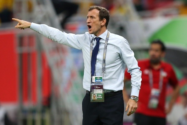 El Vasco Arruabarrena, DT de Emiratos Árabes Unidos.