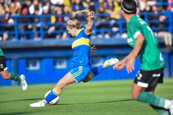Camila Gómez Ares define. (Foto Boca Oficial)