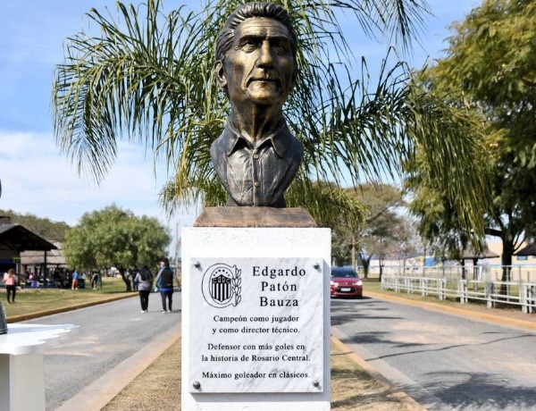 Twitter: @RosarioCentral