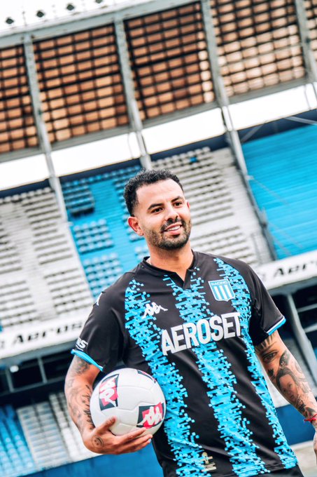 Twitter: @Racingmaniacos