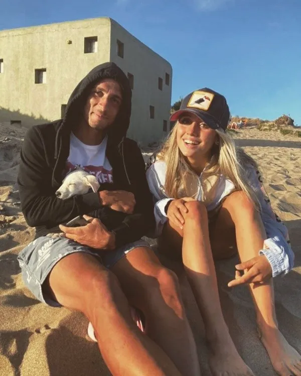 Morena Beltrán y Tomás Mantia.