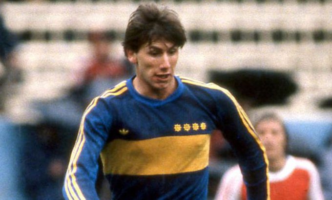 Twitter: @Cadena_Xeneize