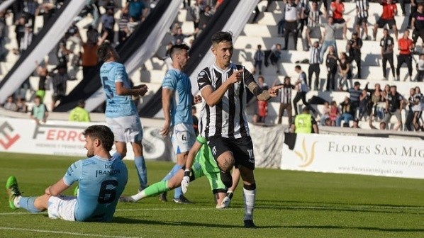 Instagram: santisolari7