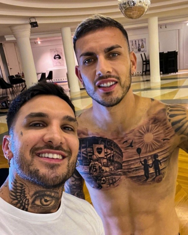 El tatuaje de Paredes.