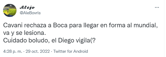 Los hinchas de Boca se burlan de la lesión de Cavani que podría dejarlo sin Mundial.