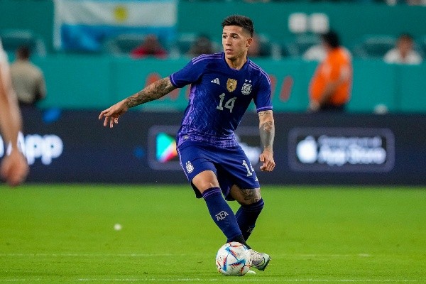 Enzo Fernández lucha por ganarse un lugar en la convocatoria definitiva para el Mundial de Qatar 2022 (Foto: Getty Images)