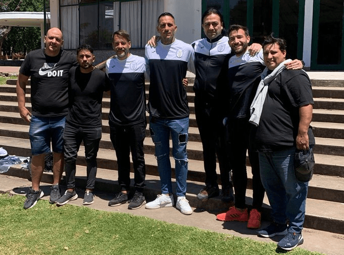 Pablo Migliore fue presentado como DT de Fénix.