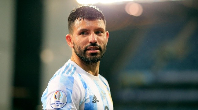 El Kun se tuvo que retirar por motivos de salud. (Foto: Getty Images)