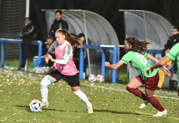 Banini ante Getafe. (Prensa AFA)
