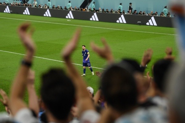 ''Alentándolo a Lionel...''