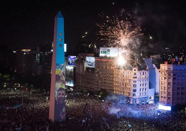 Los festejos de los hinchas argentinos en el Obelisco (Foto: Getty Images)