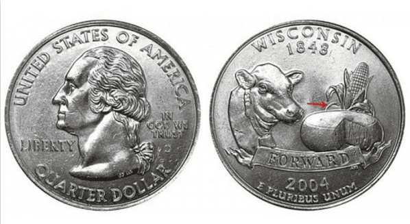 La hoja de la planta se superpone a la mazorca de maíz.