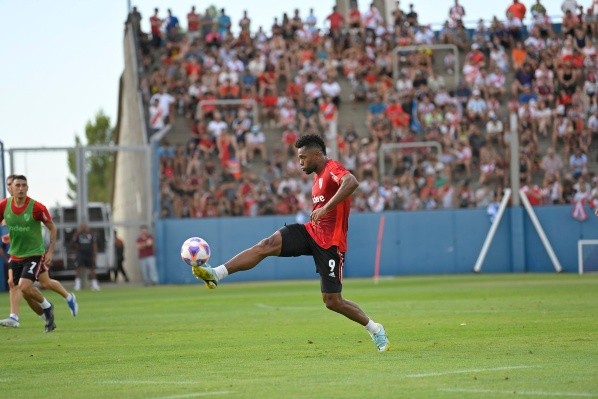 Twitter: @Riverplate