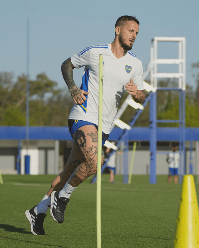 Benedetto entrena solo y recupera el tiempo. (Foto: Getty Images)