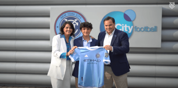 Los padres de Máximo Carrizo (Foto: YouTube NYCFC)