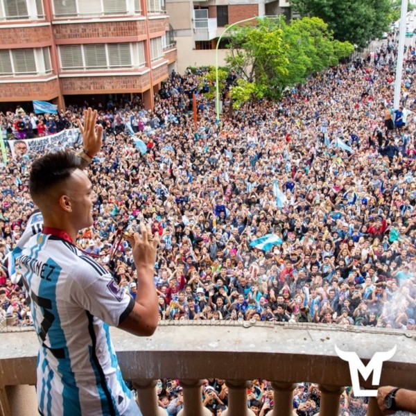 Lautaro Martínez, un Torazo en su Bahía natal.