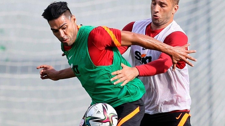 Radamel Falcao lleva varios días sin entrenar con Galatasaray por una nueva lesión.