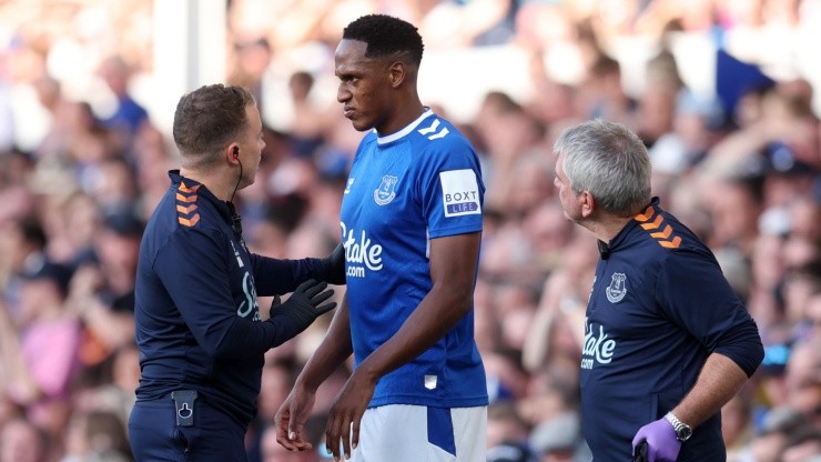 Yerry Mina recibe una dura sentencia en el Everton: "No merece la renovación"