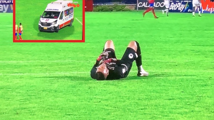 El susto de la temporada: jugador de la Liga Colombiana se desplomó en pleno partido