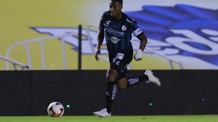 (VIDEO) Antonio Valencia y su primera asistencia con el Querétaro