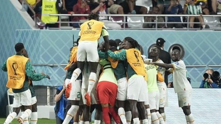 Senegal celebró el triunfo ante Ecuador. Foto: Getty Images.