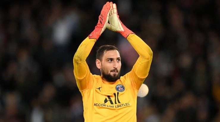 Gianluigi Donnarumma of PSG celebrates after victory. (Matthias Hangst/Getty Images)