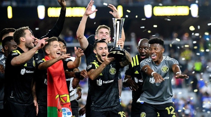 Milton Valenzuela #19 of Columbus Crew lifts the 2021 Campeones Cup (Photo by Emilee Chinn/Getty Images)